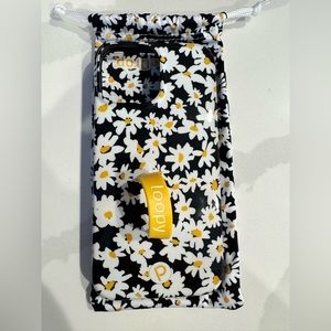 iPhone 13 Pro Max Loopy Case Daisies